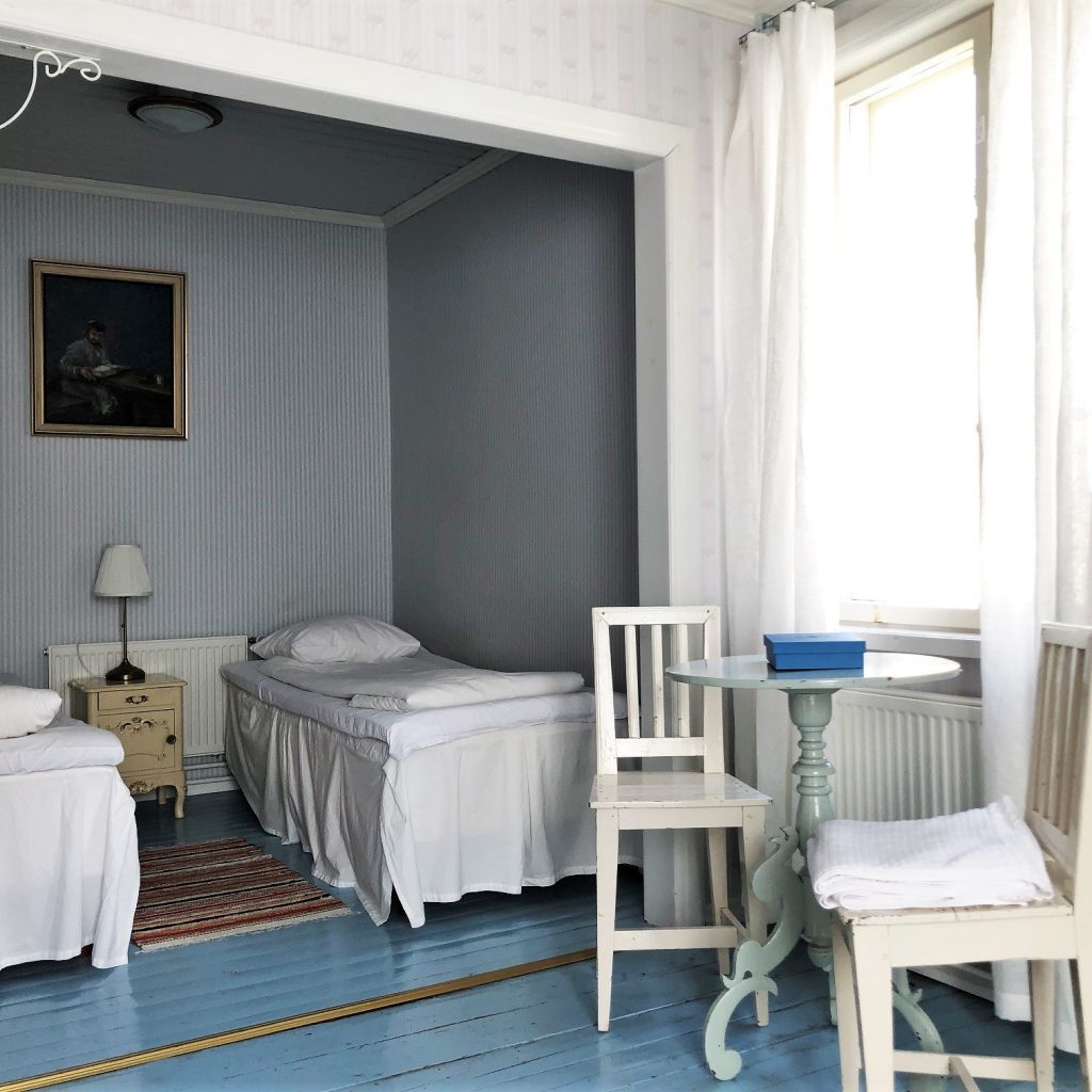 Hotel Krepelin - Apartments - B2 - Living room and bedroom